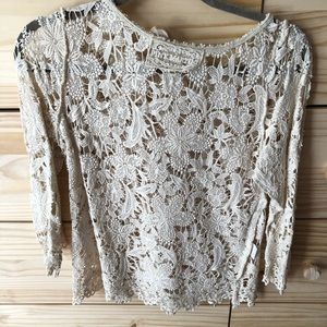 Lazer cut lace top NWOT